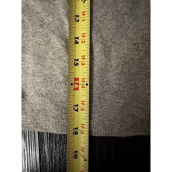 Hollister Women's Gray Ribbed Top Must Have Collection Scoop Baby Tee Soft LG - Picture 4 of 6